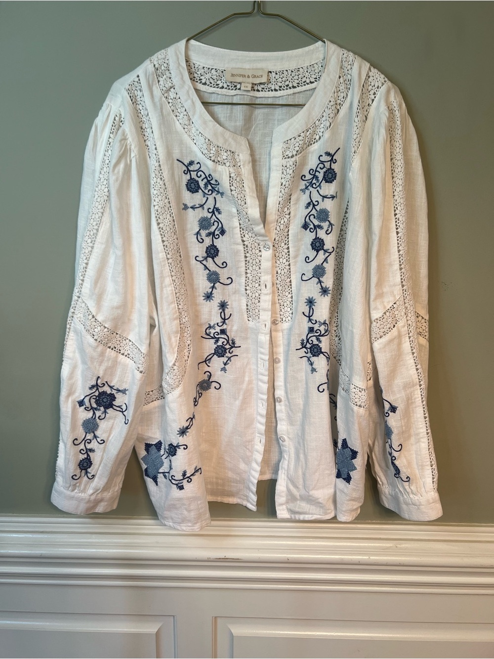 Jennifer and Grace Women's White Lace-Trim Button Down Linen Shirt